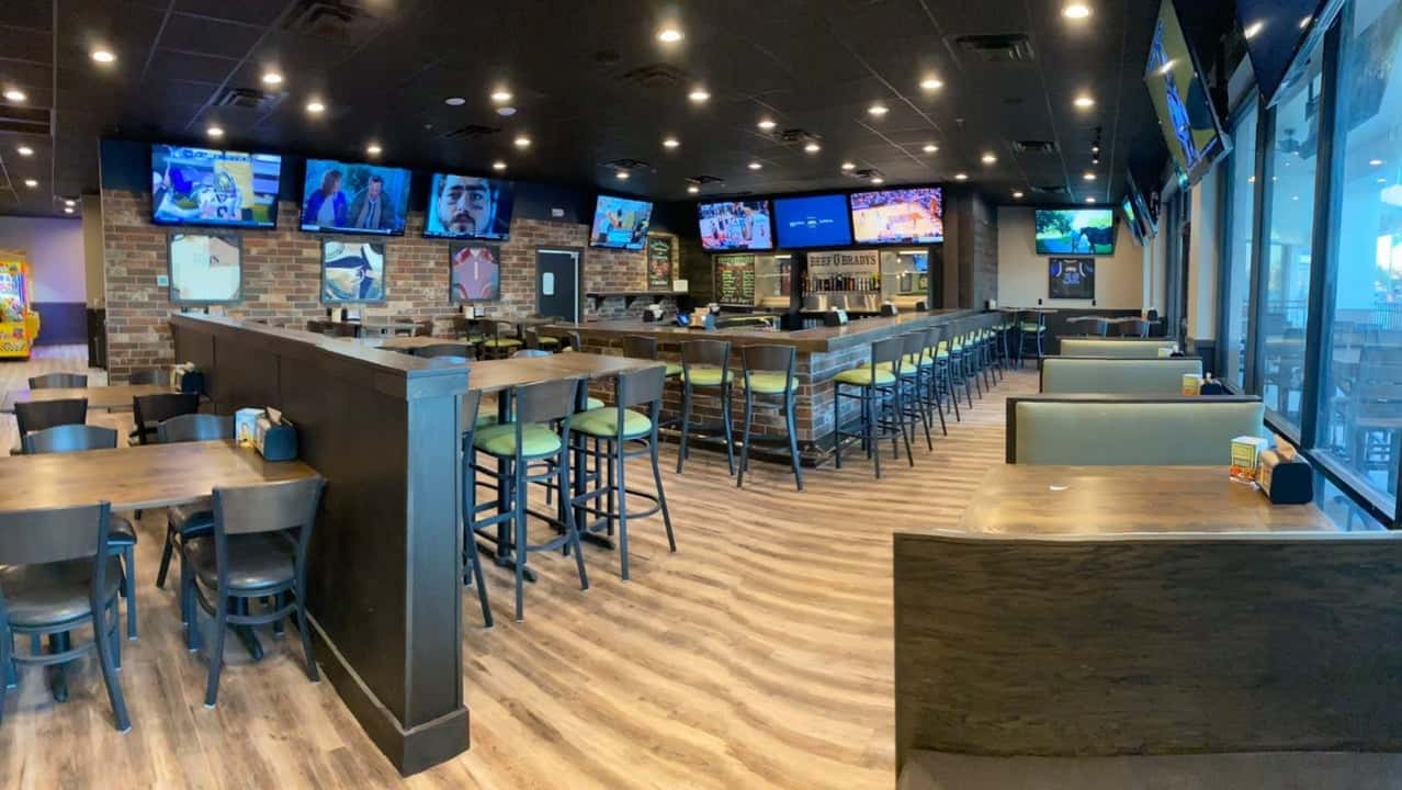 How Beef 'O' Brady's Evolved and Set New Standards image of beef o brady's franchise location opening in Valley, Alabama