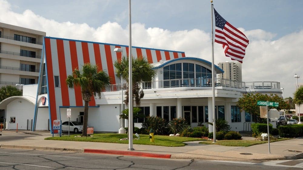 NRN: Whataburger Pulls Toast, Buns Over Quality NRN: Whataburger Pulls Toast, Buns Over Quality