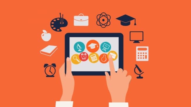 Tech that Teaches: How E-Learning Tools for Franchisees Can Enhance a Business Tech that Teaches: How E-Learning Tools for Franchisees Can Enhance a Business
