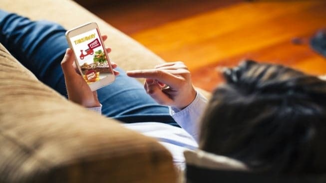 Chicago Tribune: Why Restaurants Want You To Order Food On Your Phone Chicago Tribune: Why Restaurants Want You To Order Food On Your Phone