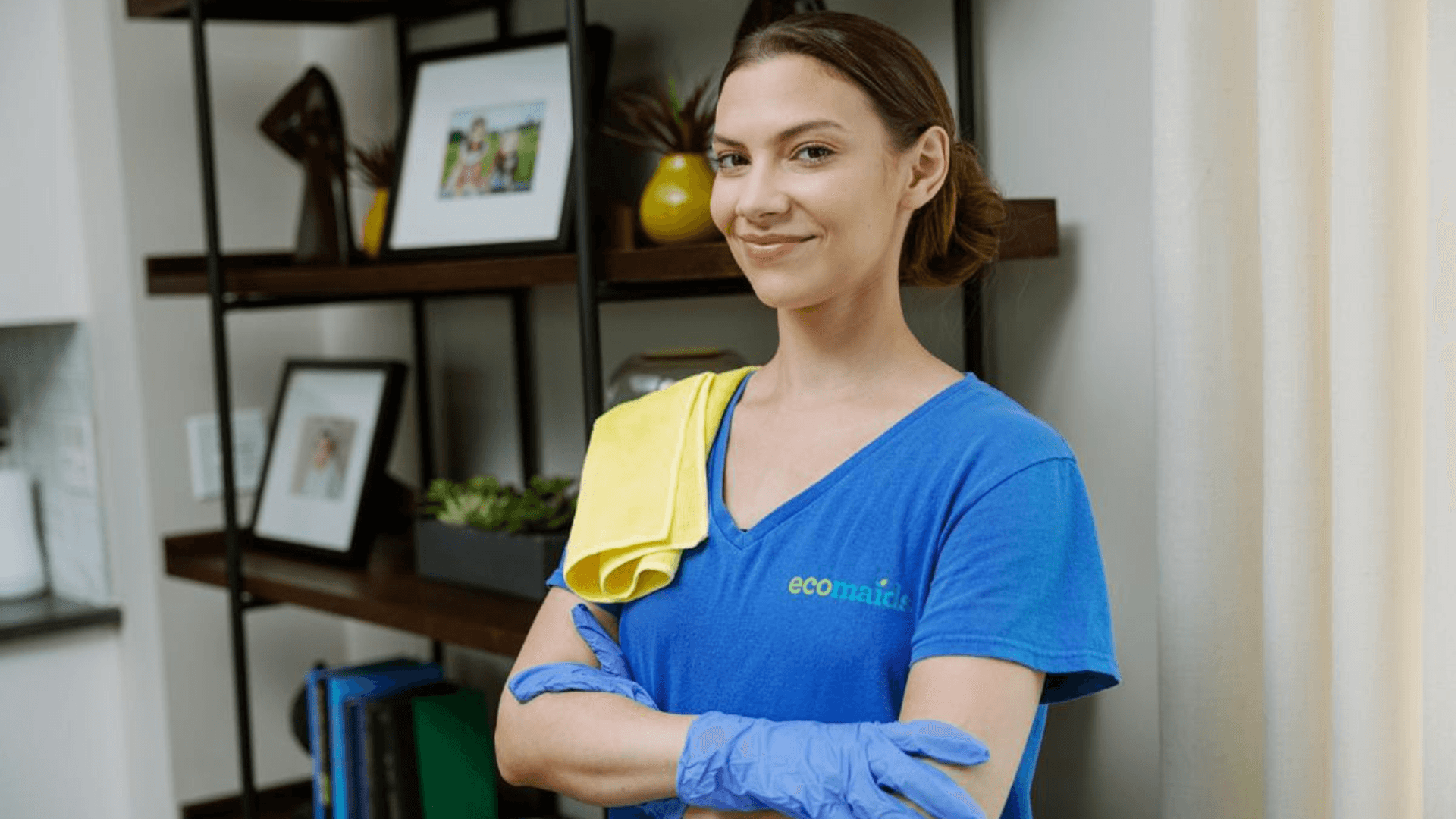 image of ecomaids employee