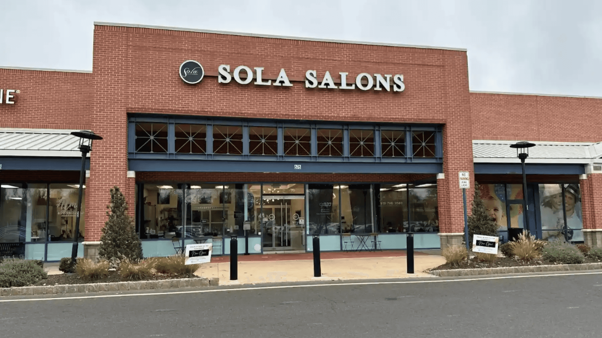 Sola Salons Marks Major Milestones in Q3: 21,000 Pros, New Tech Innovations and a National Philanthropic Partnership