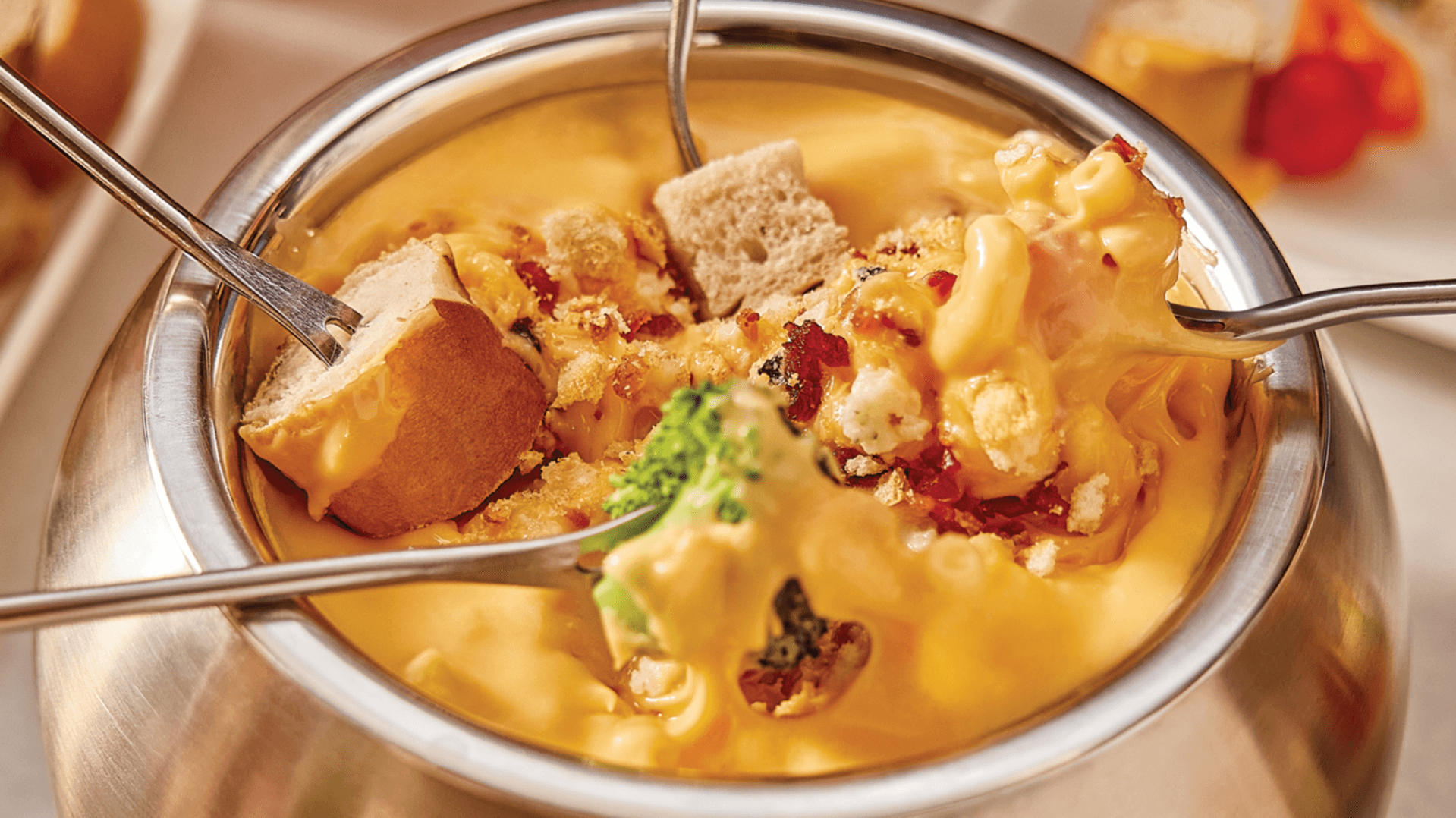 Photo of Melting Pot fondue pot and dippers