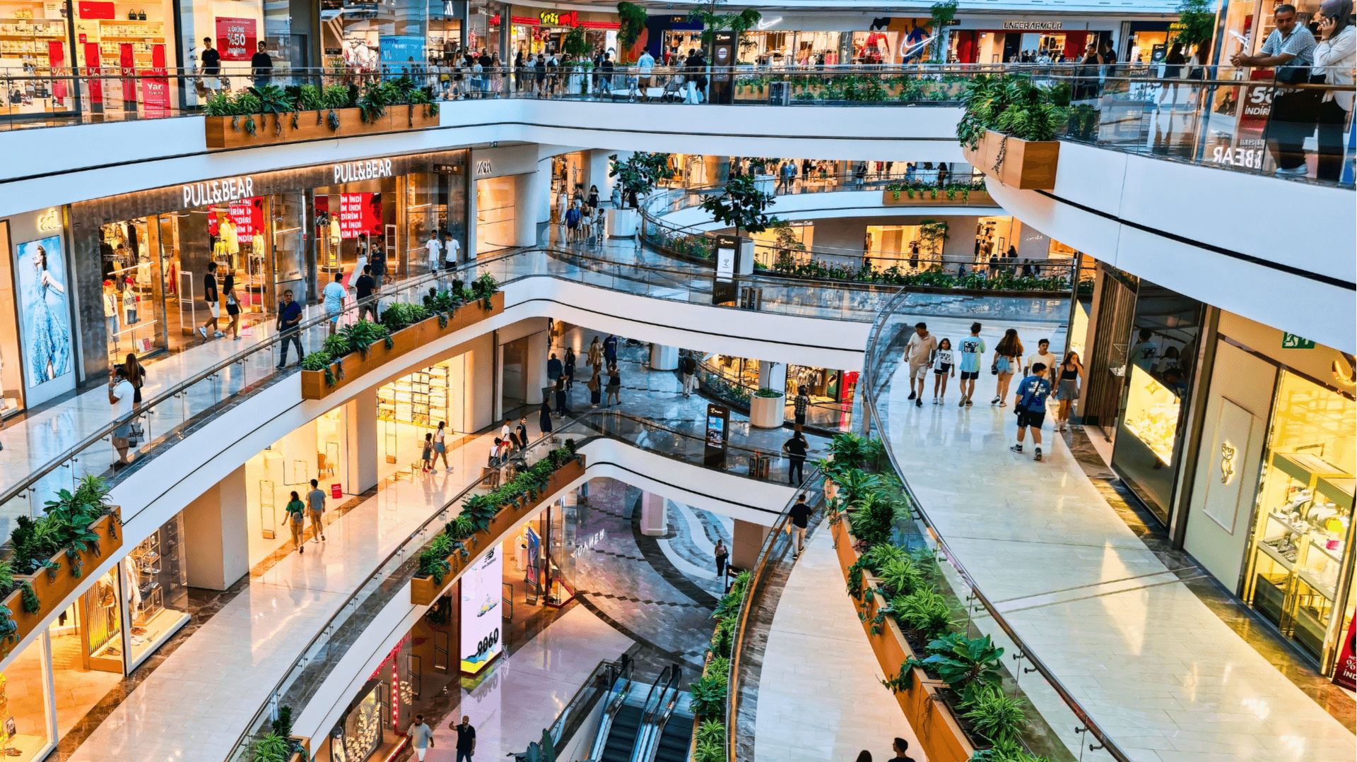 Cushman & Wakefield: US Retail Market Remains Resilient in Q2 as Vacancy Holds Near Historic Lows