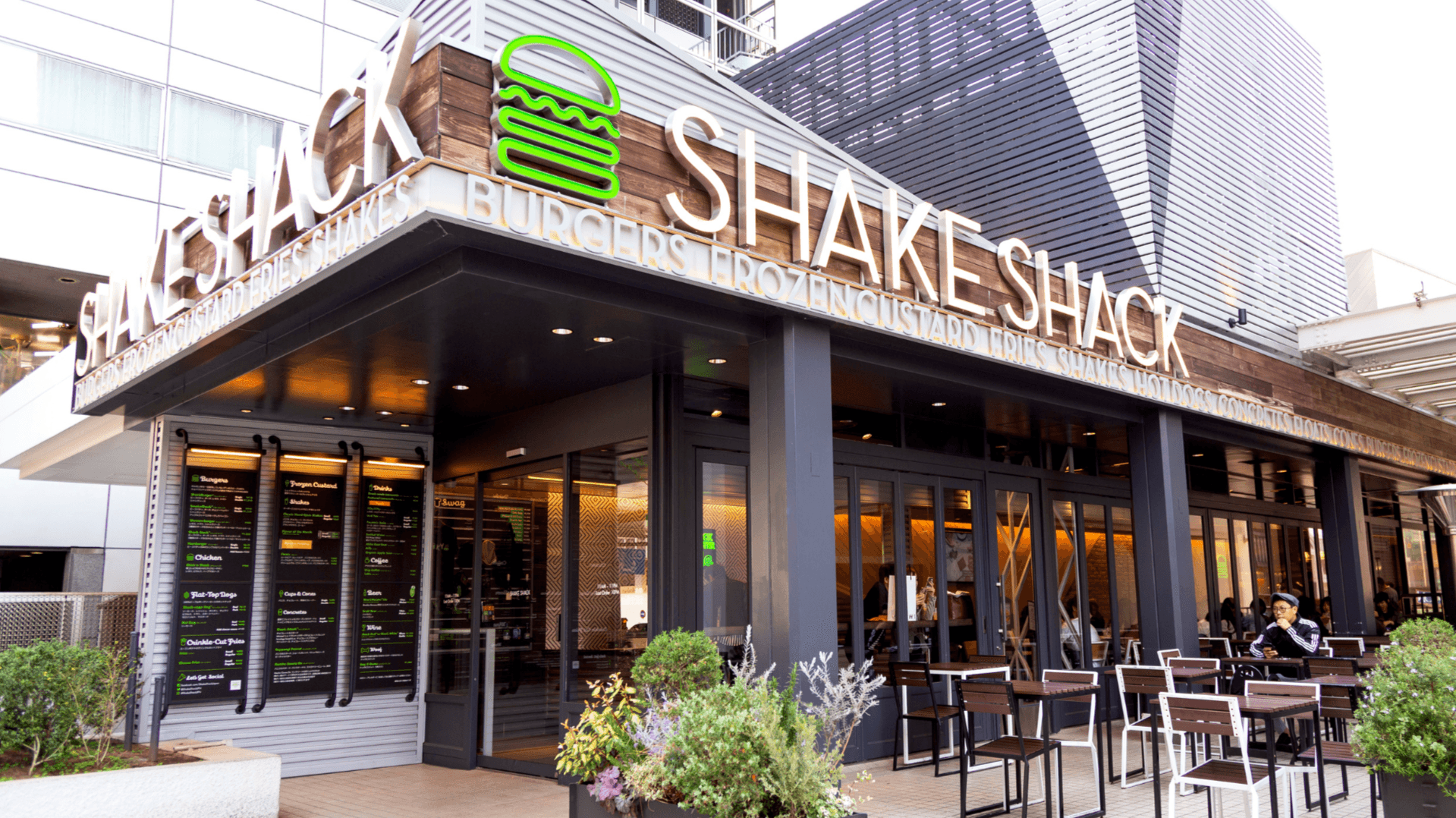 Starboard Seeks Faster Growth From Shake Shack Through Franchising