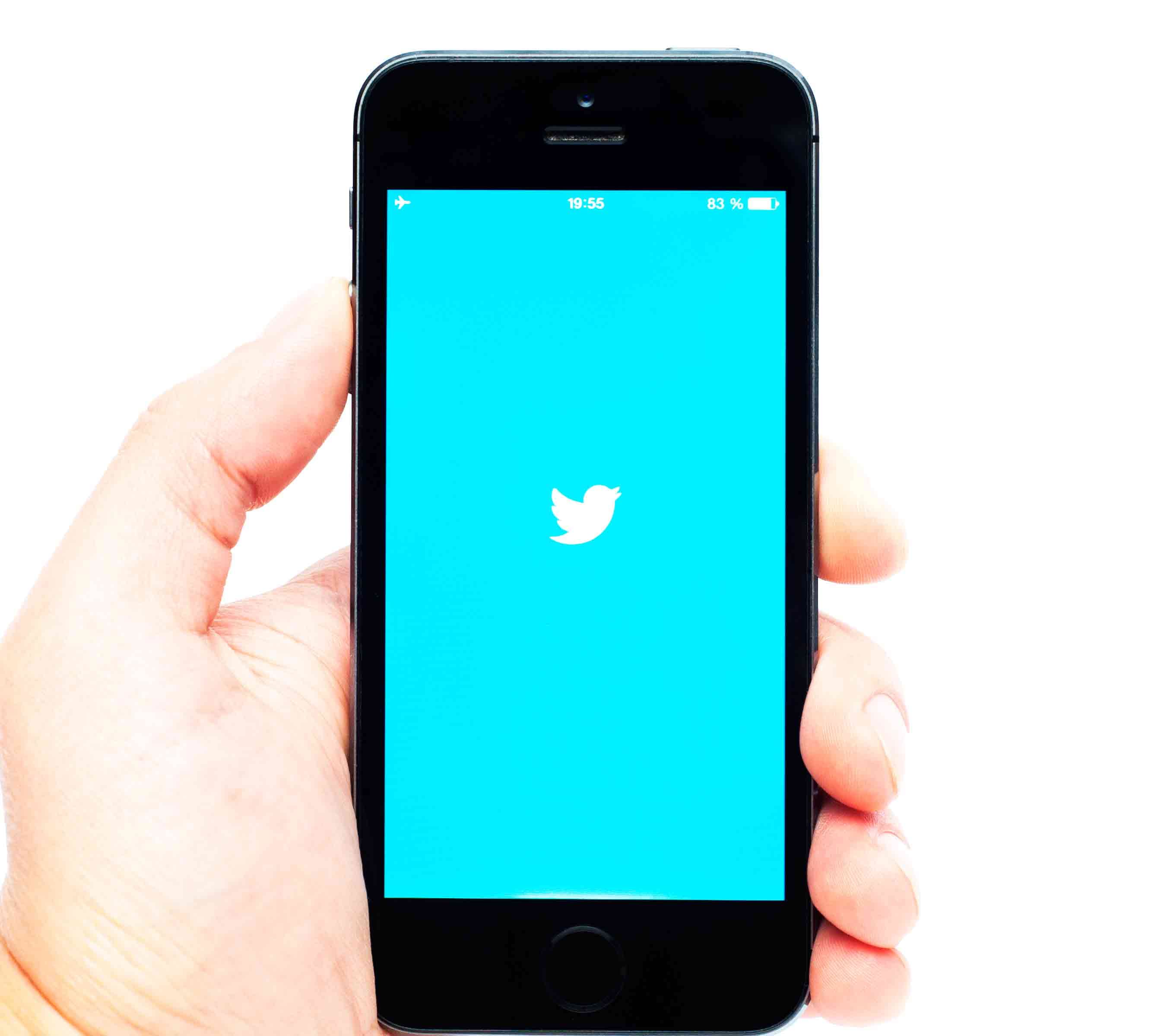 Direct Messaging comes to Twitter