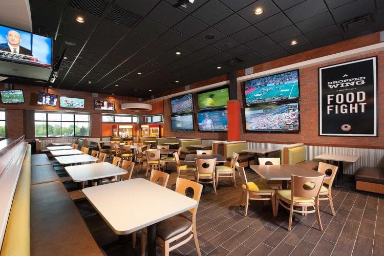 Buffalo Wings & Rings Management Team Supports Franchise Success