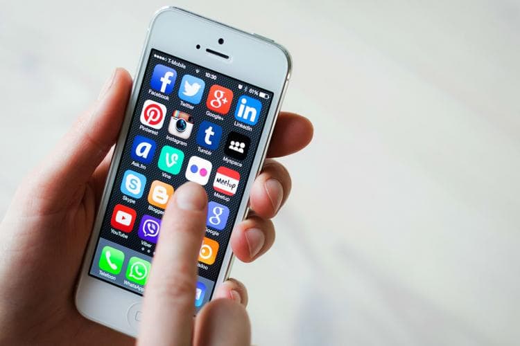 How Does Social Stay Current?
