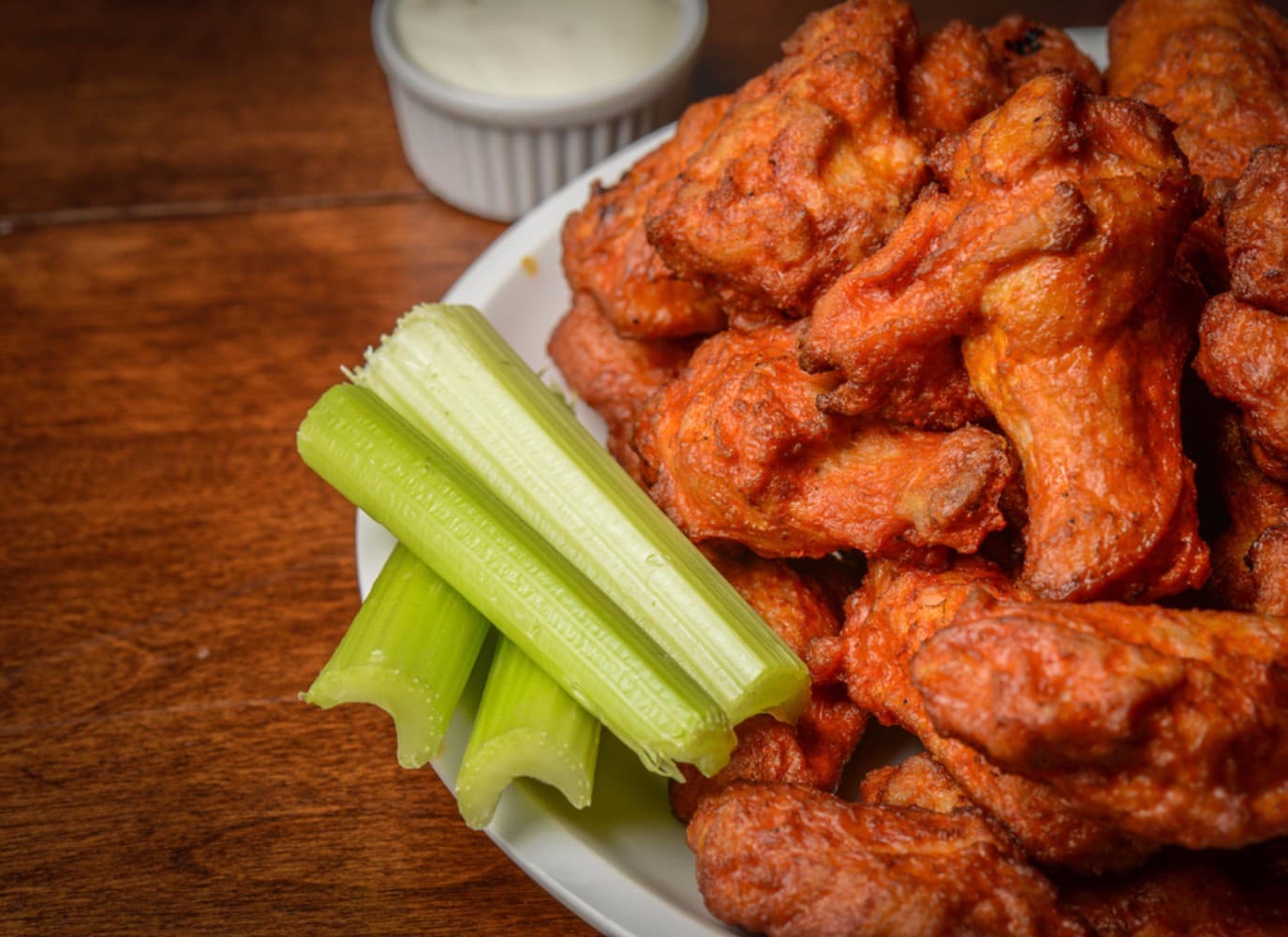 Buffalo Wings & Rings Leaves Man Cave Competitors in the Dust