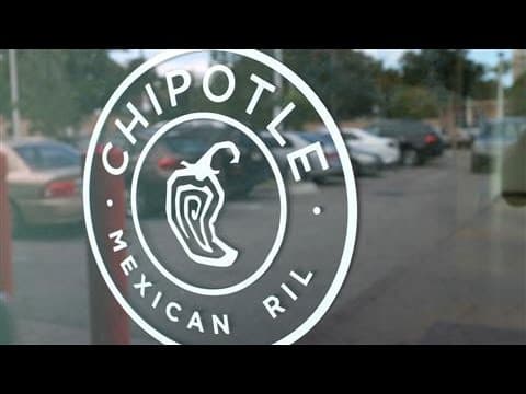 Chipotle removes GMO ingredients from menu  