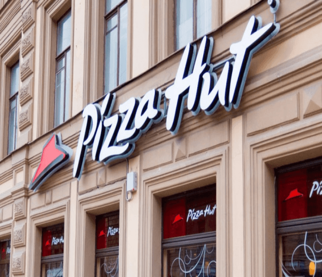 Pizza Hut and Taco Bell Take Stand Against Artificial Flavors, Colors