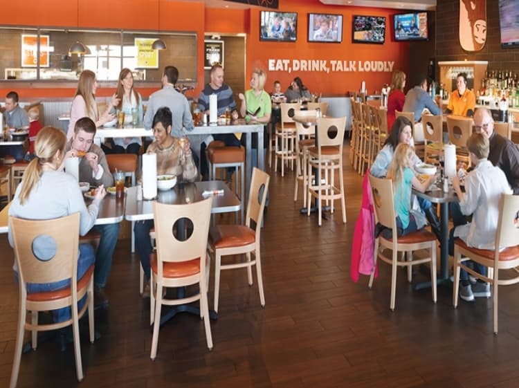 Buffalo Wings & Rings: When Full-service Meets QSR