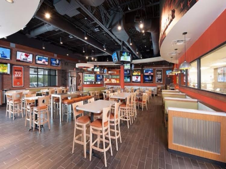 Columbus Telegram: Sports restaurant looking to add Columbus franchise location