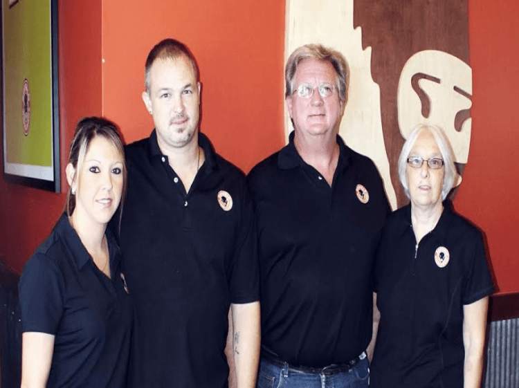 Buffalo Wings & Rings Franchisee Makes Business a Family Affair 