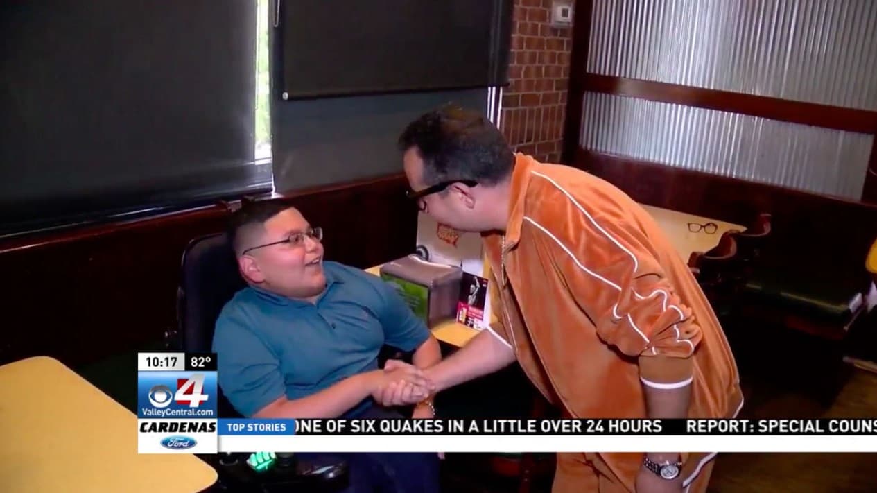 KGBT- McAllen, Texas: McAllen Restaurant’s Biggest Fan Gets Surprise Visit from CEO