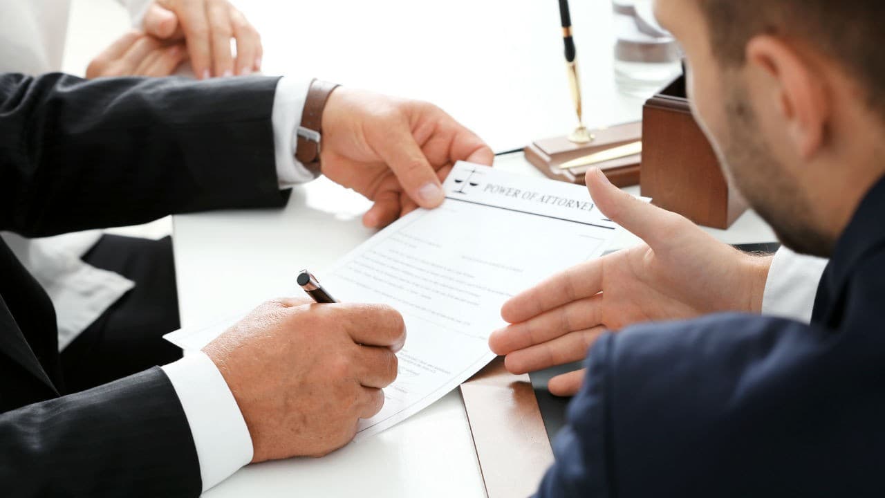 Top 10 Things to Look for When Choosing an Attorney for Your Franchise 