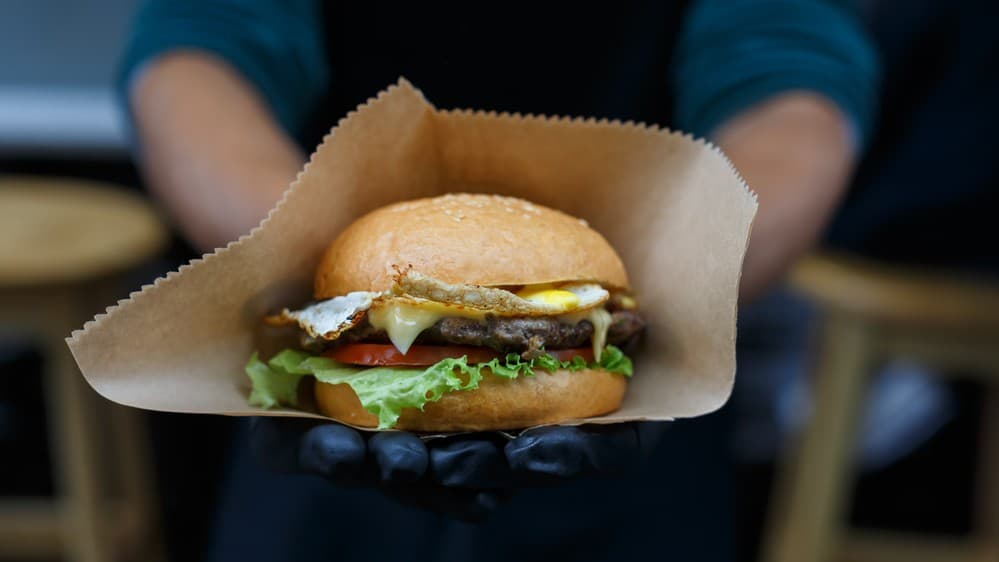 Nation's Restaurant News: In battle for burger share, the Big Three make a comeback