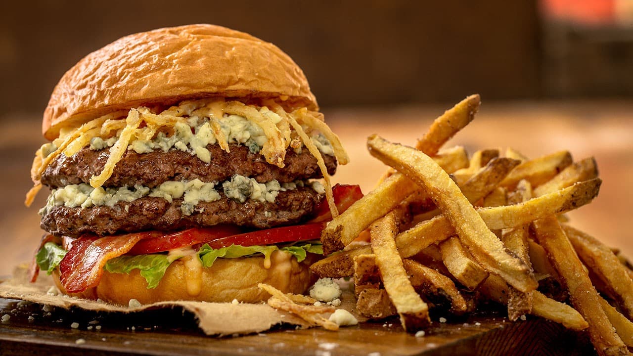QSR: Brands Represented by No Limit Agency Named Top Food and Beverage Franchises by Franchise Business Review