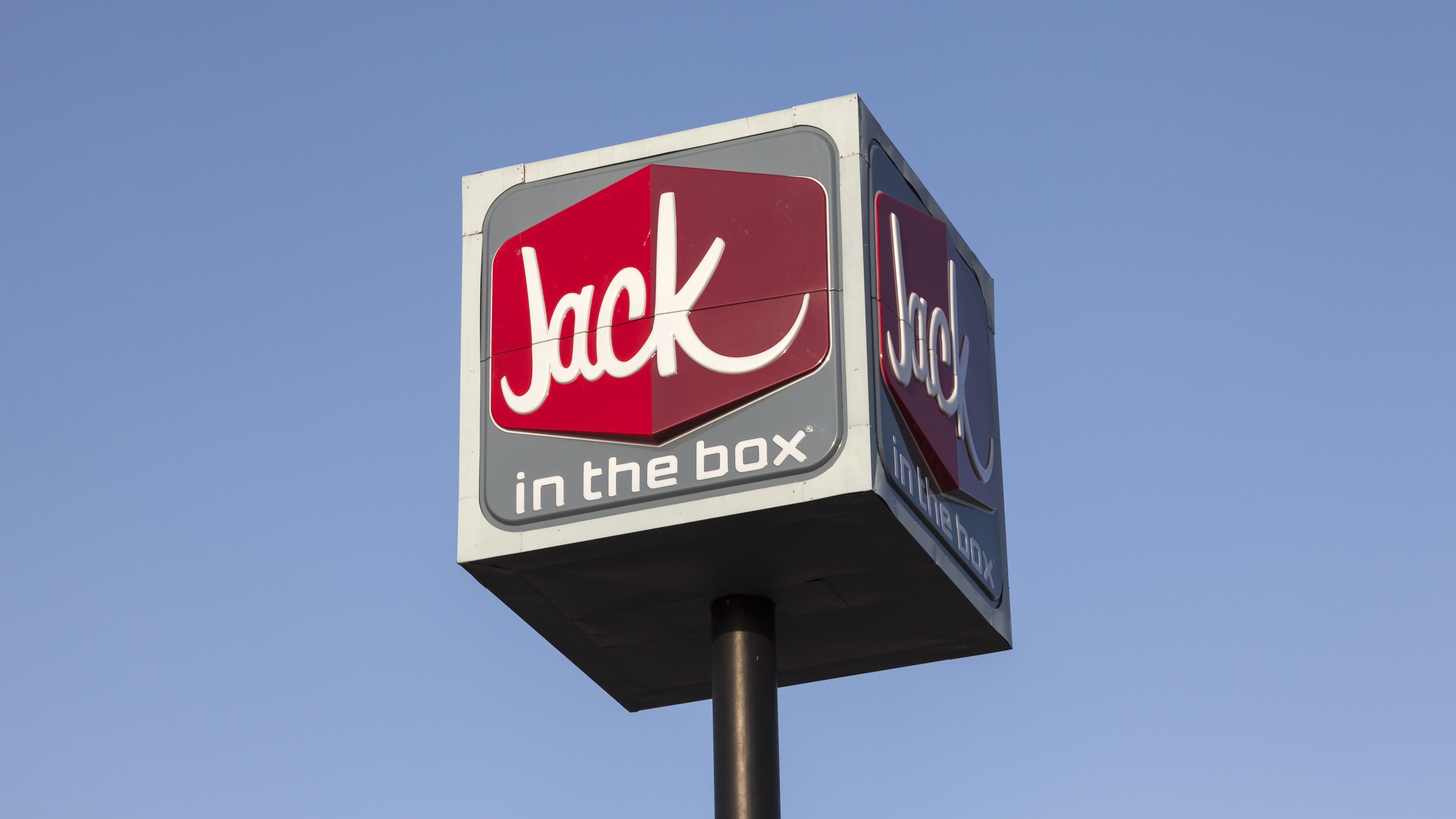 Bloomberg: Jack in the Box Tests Munchie Meals for California Pot Smokers