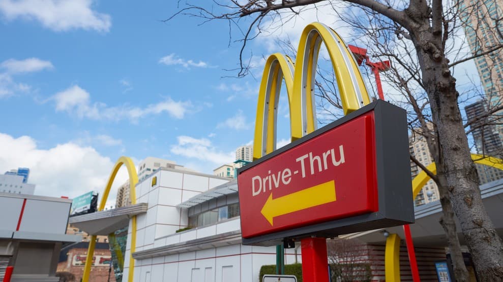 QSR Magazine: McDonald's to Invest $2.4 Billion on Upgrades in 2018