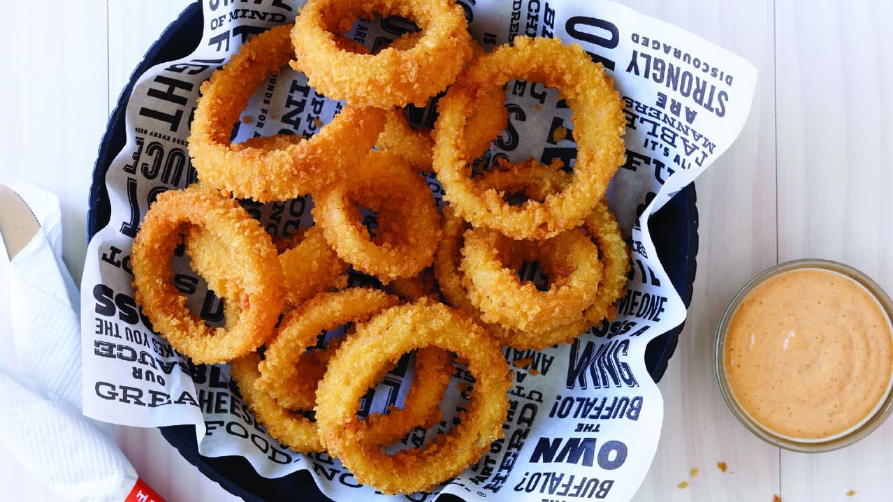 Buffalo Wings & Rings Achieves $100-million Mark in U.S. System-Wide Sales in 2017