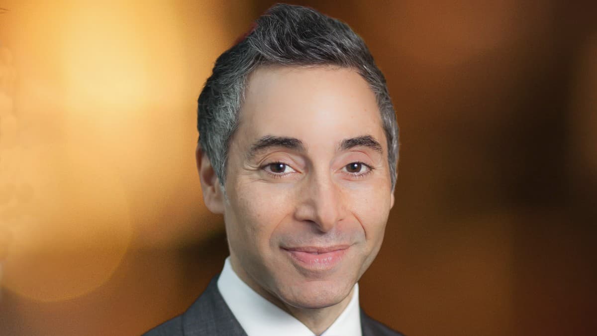 Former Starbucks Exec Named CEO of El Pollo Loco