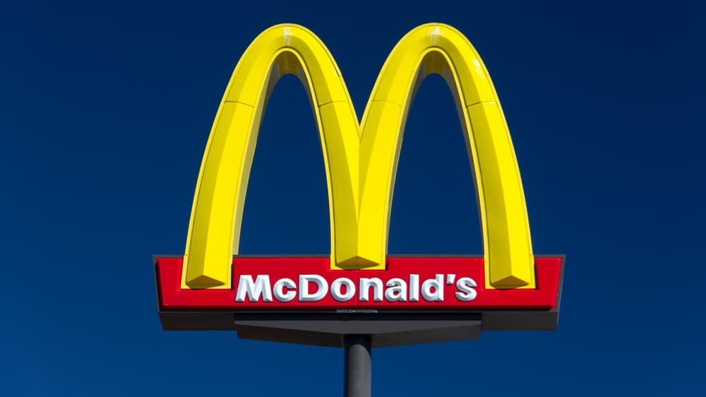 NYT: 7 Fast-Food Chains to End ‘No Poach’ Deals That Lock Down Low-Wage Workers