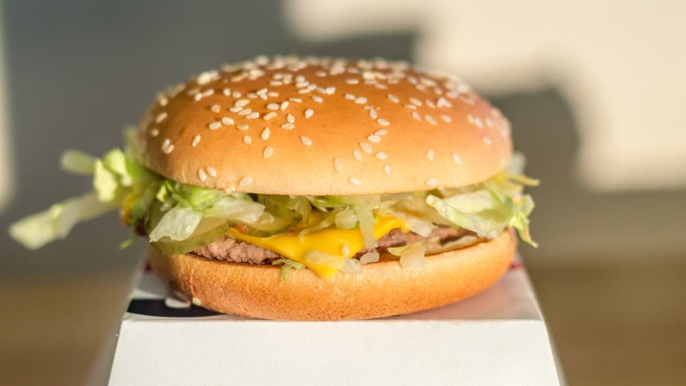 McDonald’s Removes Artificial Colors and Preservatives from Classic Burgers
