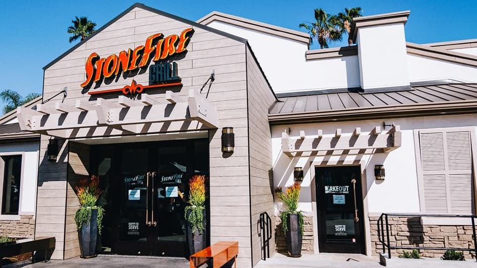 Cheesecake Factory Alum Scott Thomas Joins Stonefire Grill as Executive VP