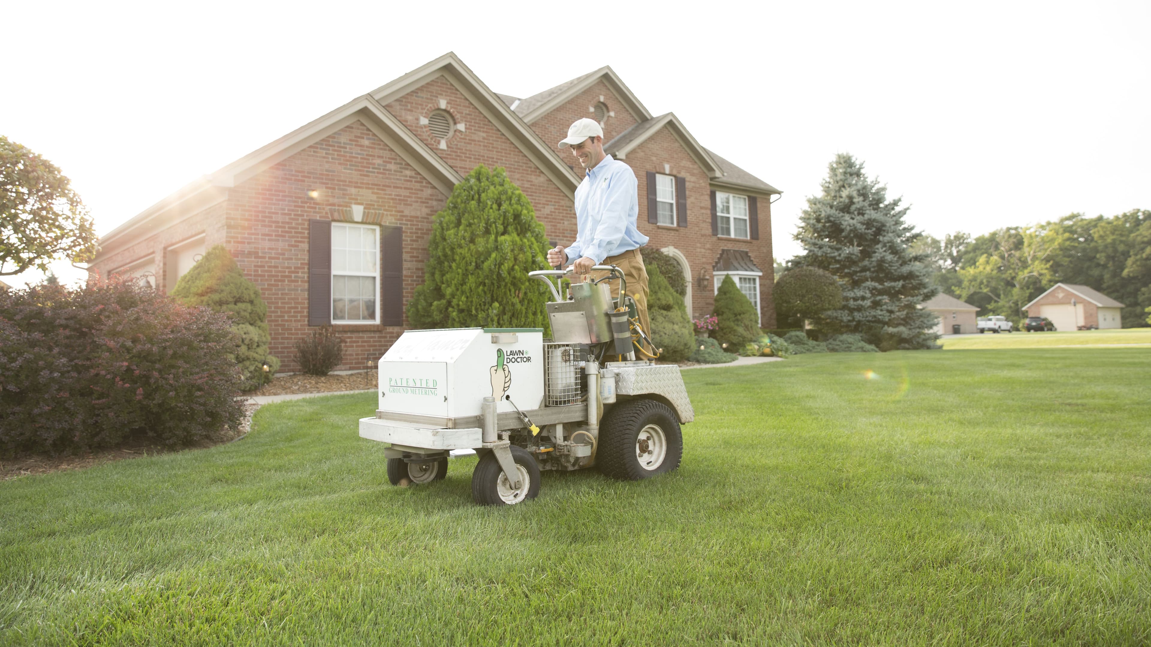 Fall and Winter Openings Mean Lawn Doctor Franchisees Get a Headstart on the Swing of Spring 