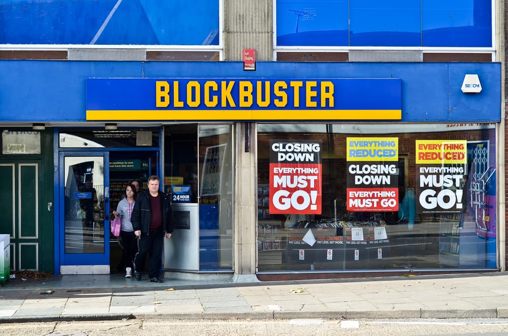 Charting the Rise and Fall of Blockbuster in One Videographic