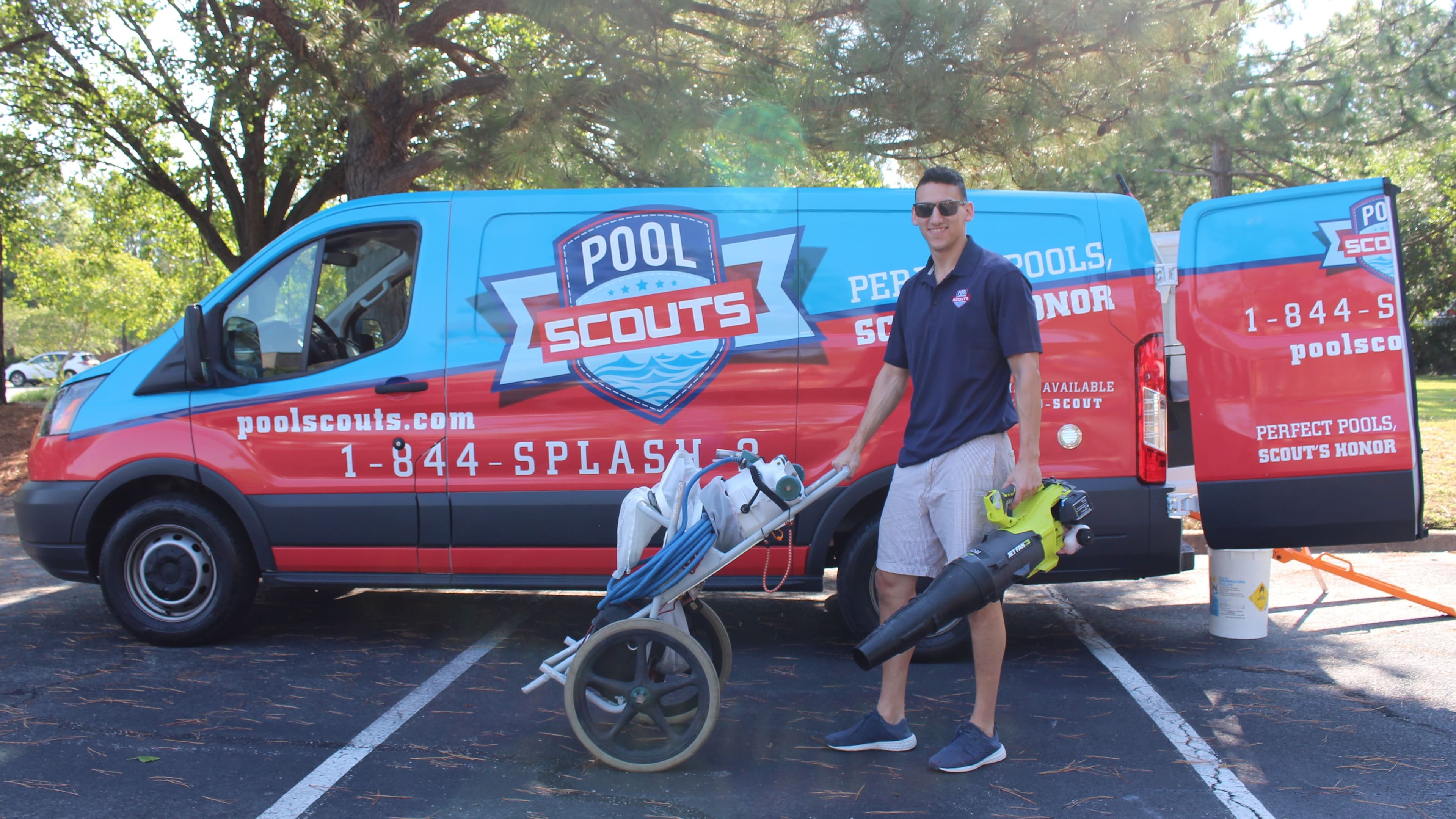 How the Nature of the Pool-Cleaning Industry Has Allowed Pool Scouts Franchisees to Thrive