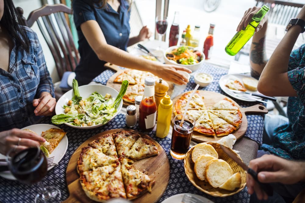 Top 10 Emerging Full-Service Restaurant Franchises That Are About to Take Off