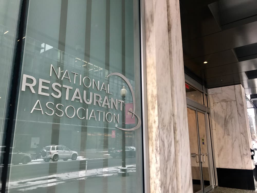 National Restaurant Association Calls Out Cuomo, U.S. Governors for Making Restaurants ‘Scapegoats’ in COVID Crisis