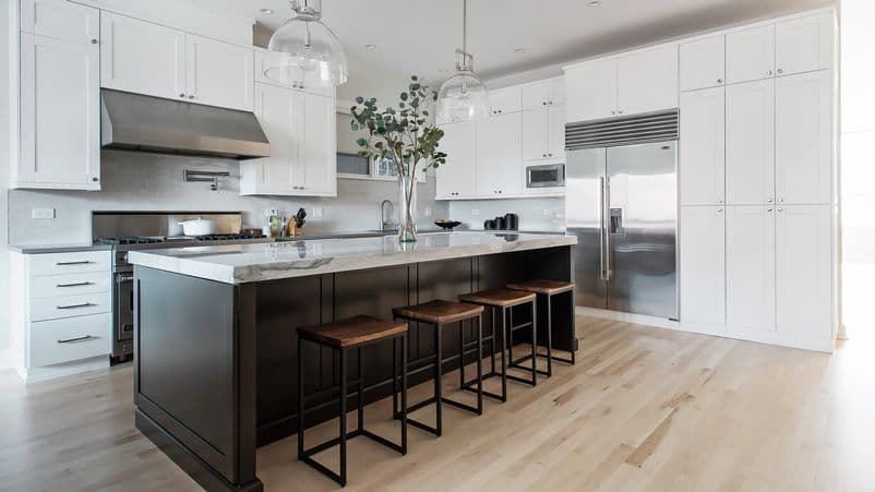 Renovation Sells Talks Selling Homes During a Pandemic With the Chicago Tribune