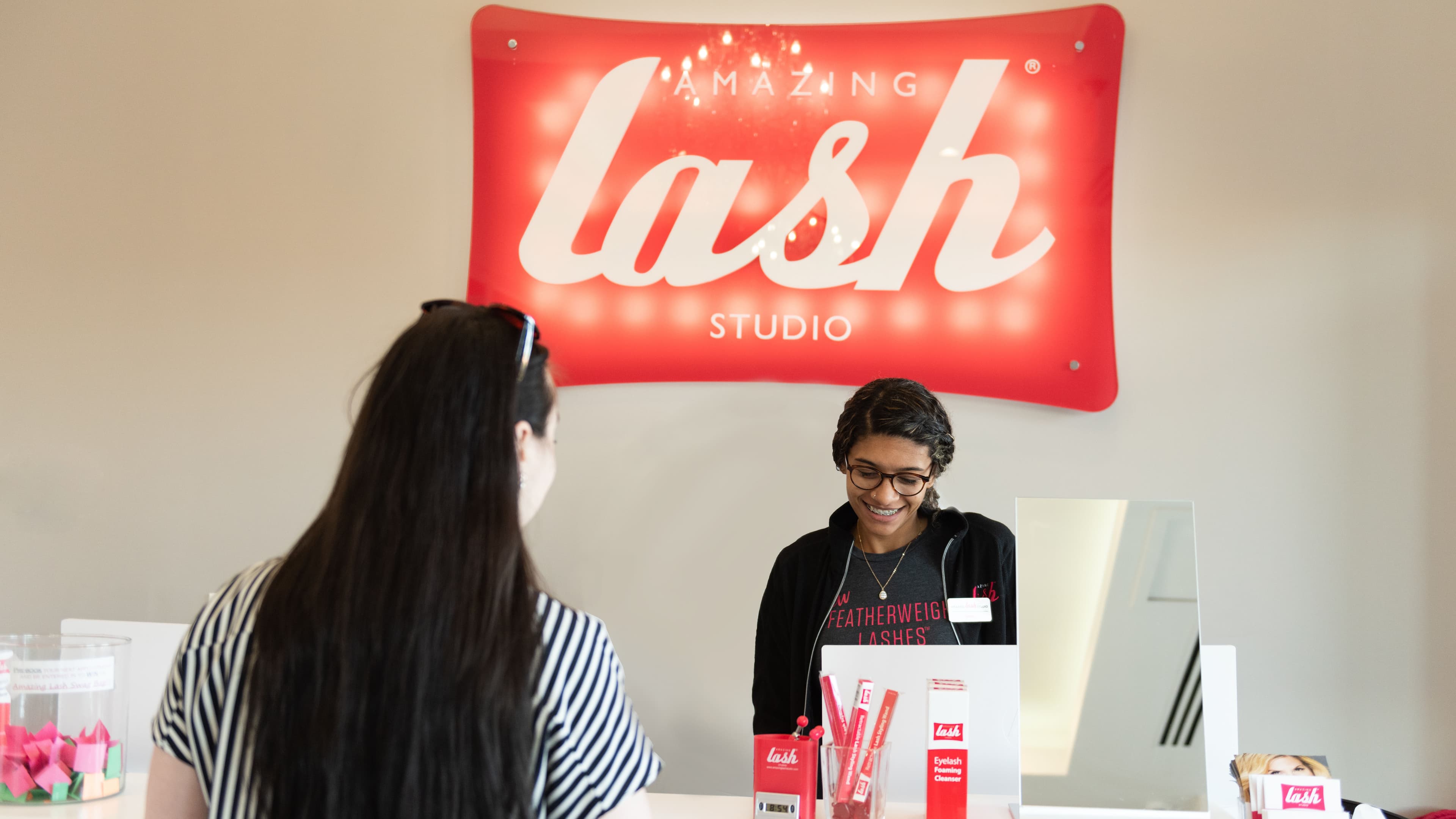 Amazing Lash Studio Utilizes Mask-Proof Facial Recognition Technology to Promote Safety During the Pandemic 