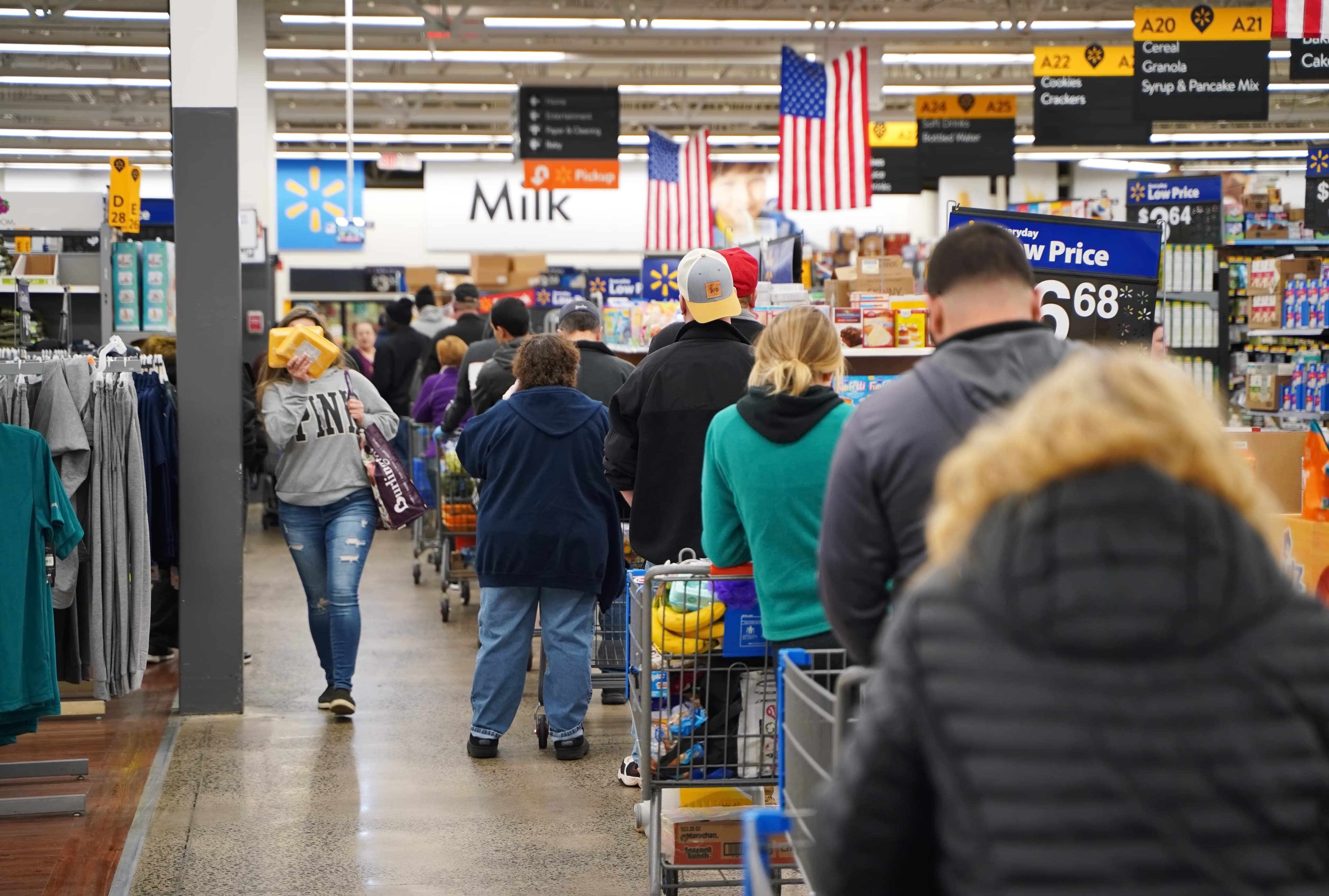 Saladworks, Dickey’s Barbecue Go ‘Non-Traditional’ With New Walmart Partnership