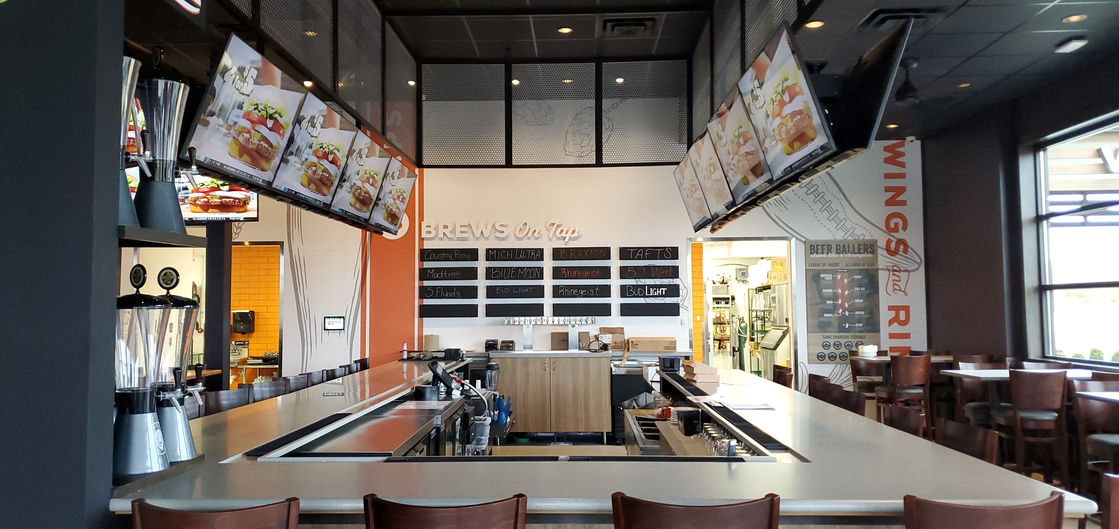 Why Buffalo Wings & Rings Appeals To Franchisees Who Own Other Brands