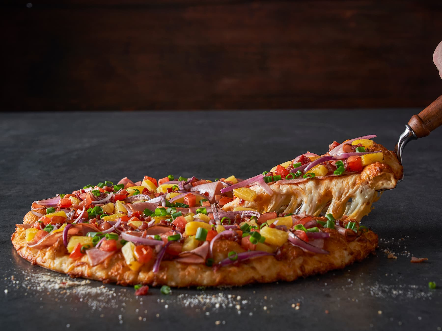 Round Table Pizza Proves Pandemic-Proof, Inks 23 New Deals in Q1 2021