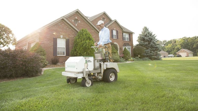 How Lawn Doctor Combines the Benefits of Home- and Service-Based Businesses for Franchisees