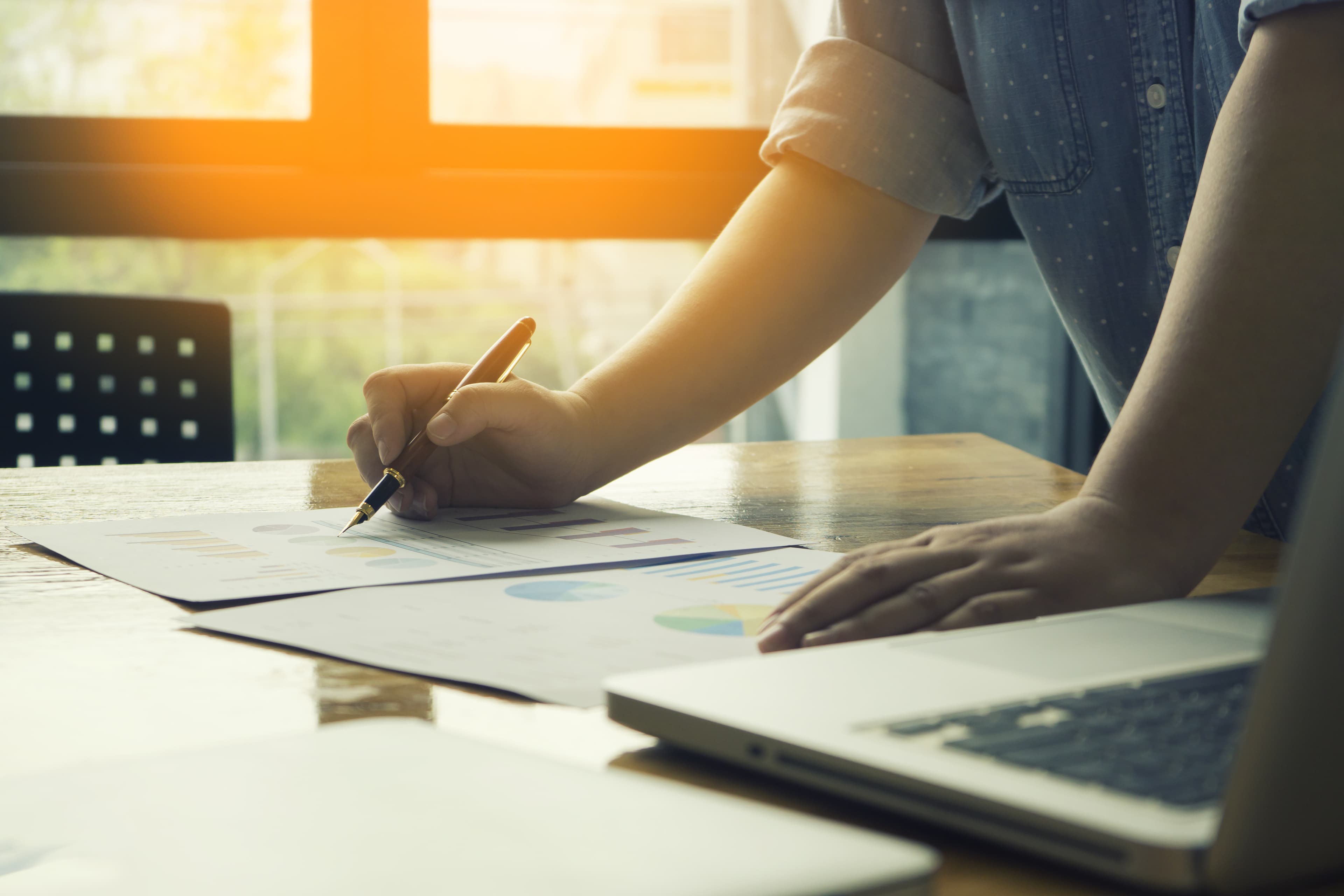 How Do You Build a Franchise Business Plan? 