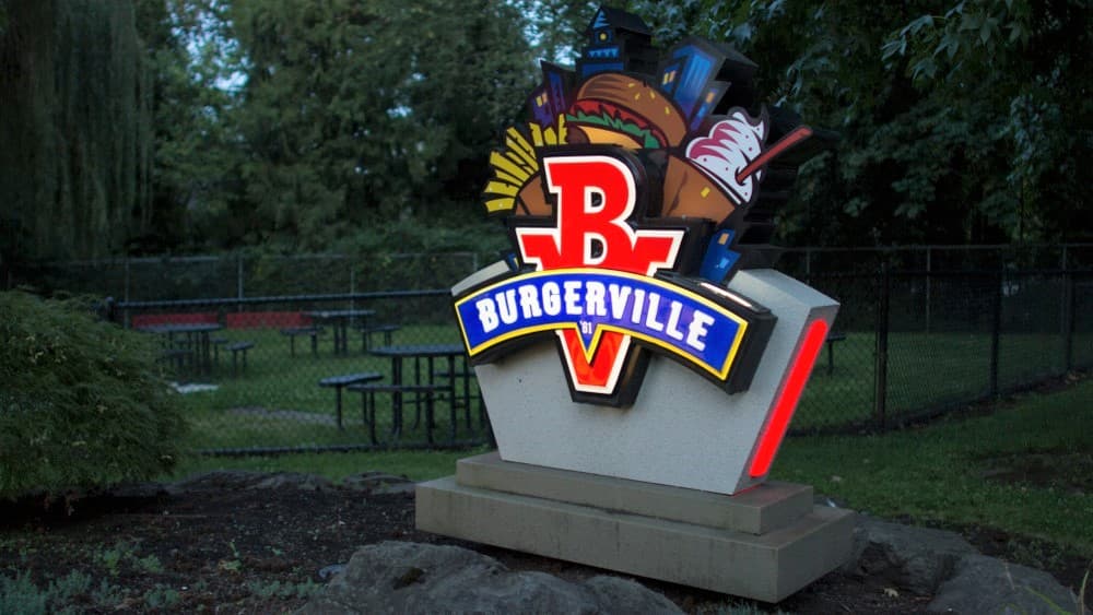 Burgerville Negotiates a Union Contract with Employees