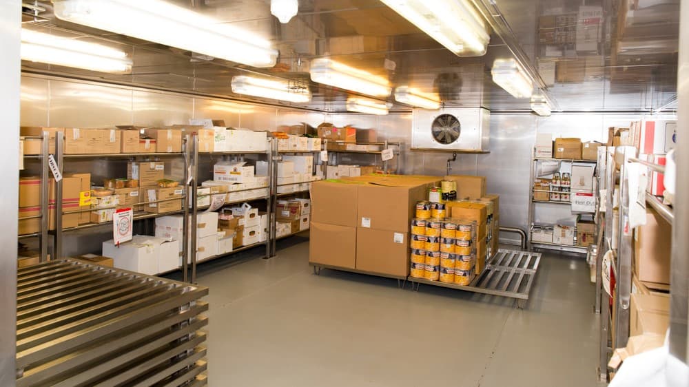 Supply Chain Crisis: Should Franchise Brands Turn to Hoarding?