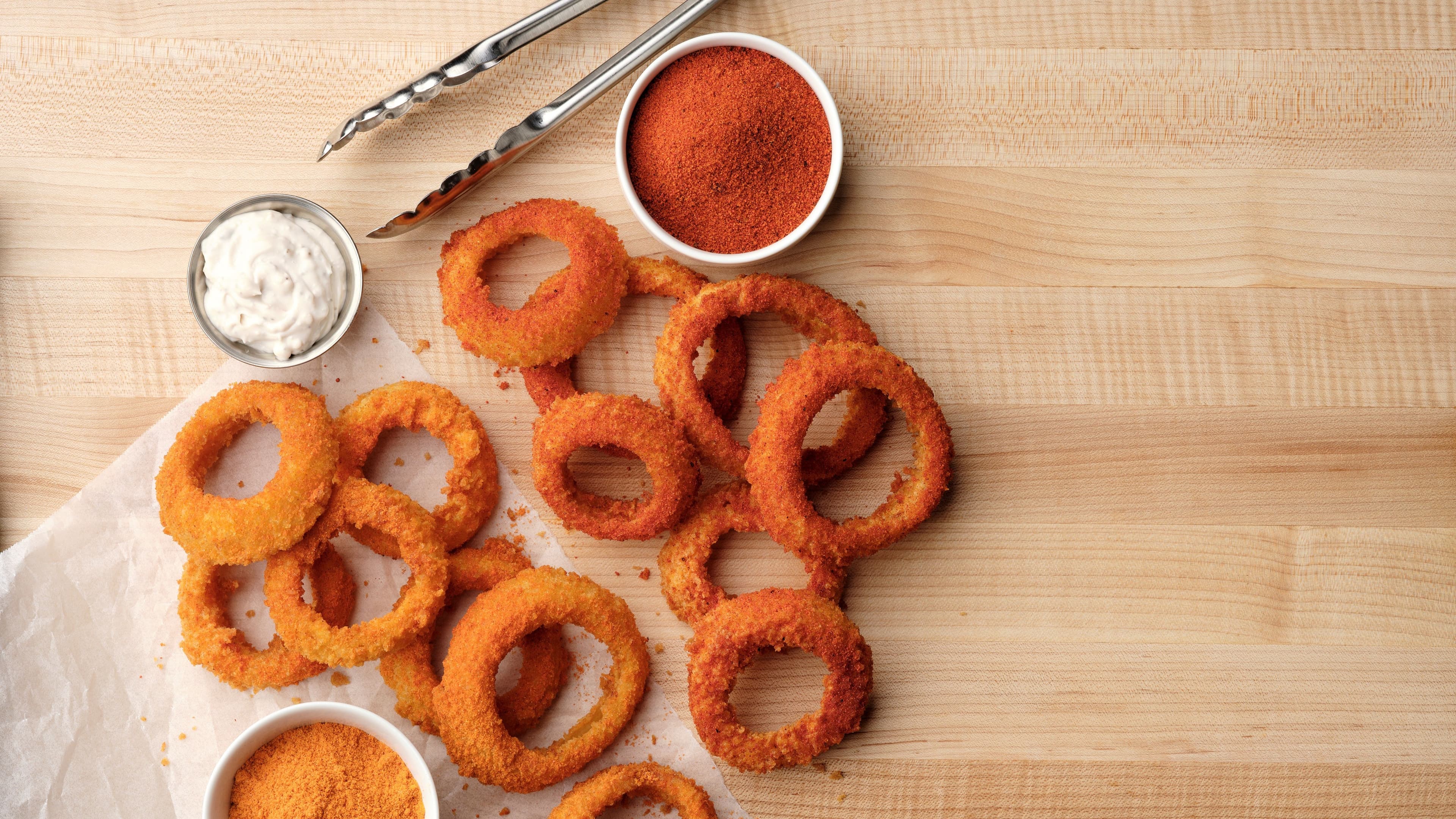Wings and Rings Puts the ‘Rings’ in 'Wings and Rings' with New Onion Ring Options; Launches Refreshed Menu Design