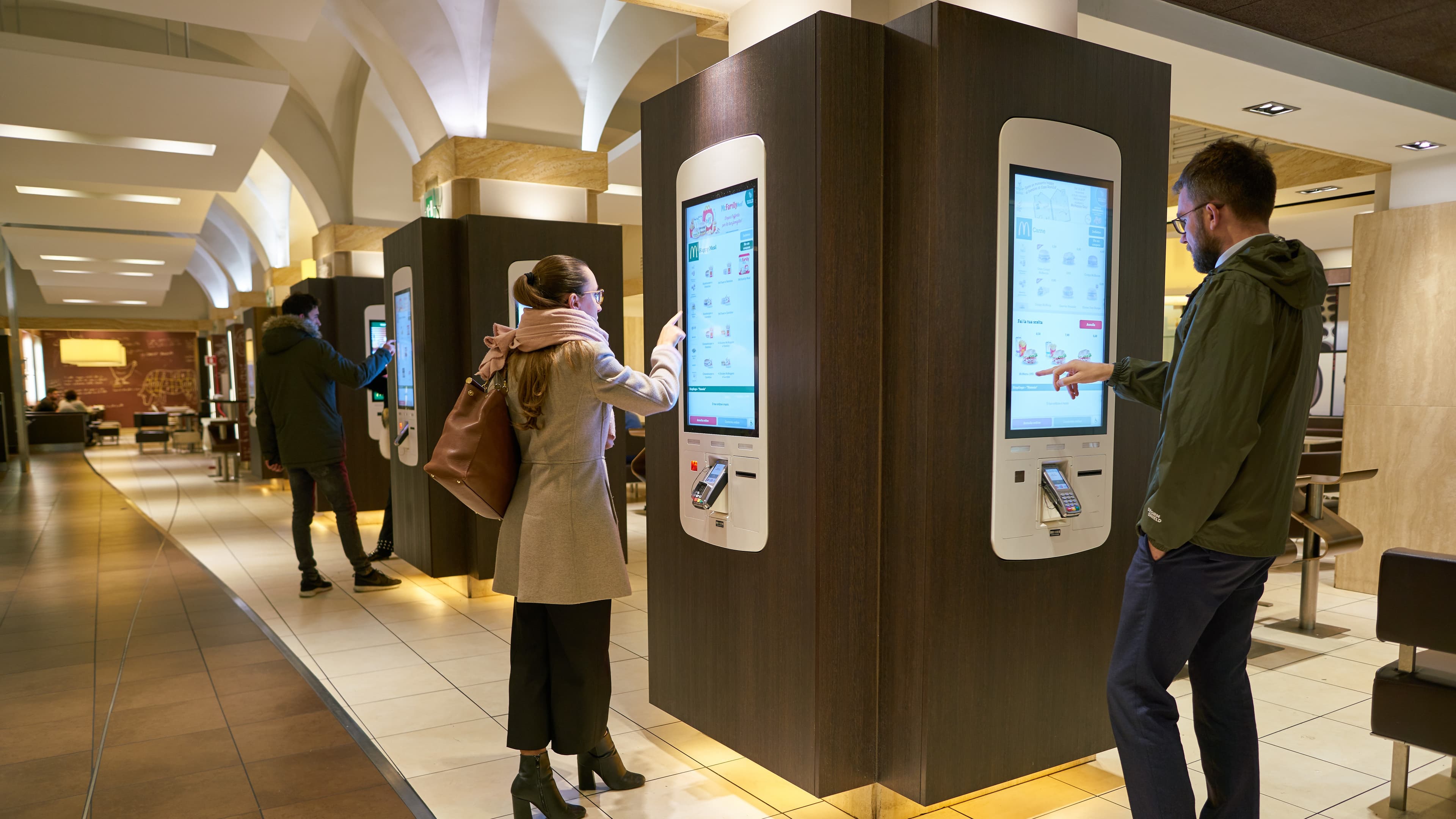 Restaurant Kiosks are Riding a Pandemic-Induced Wave into 2023