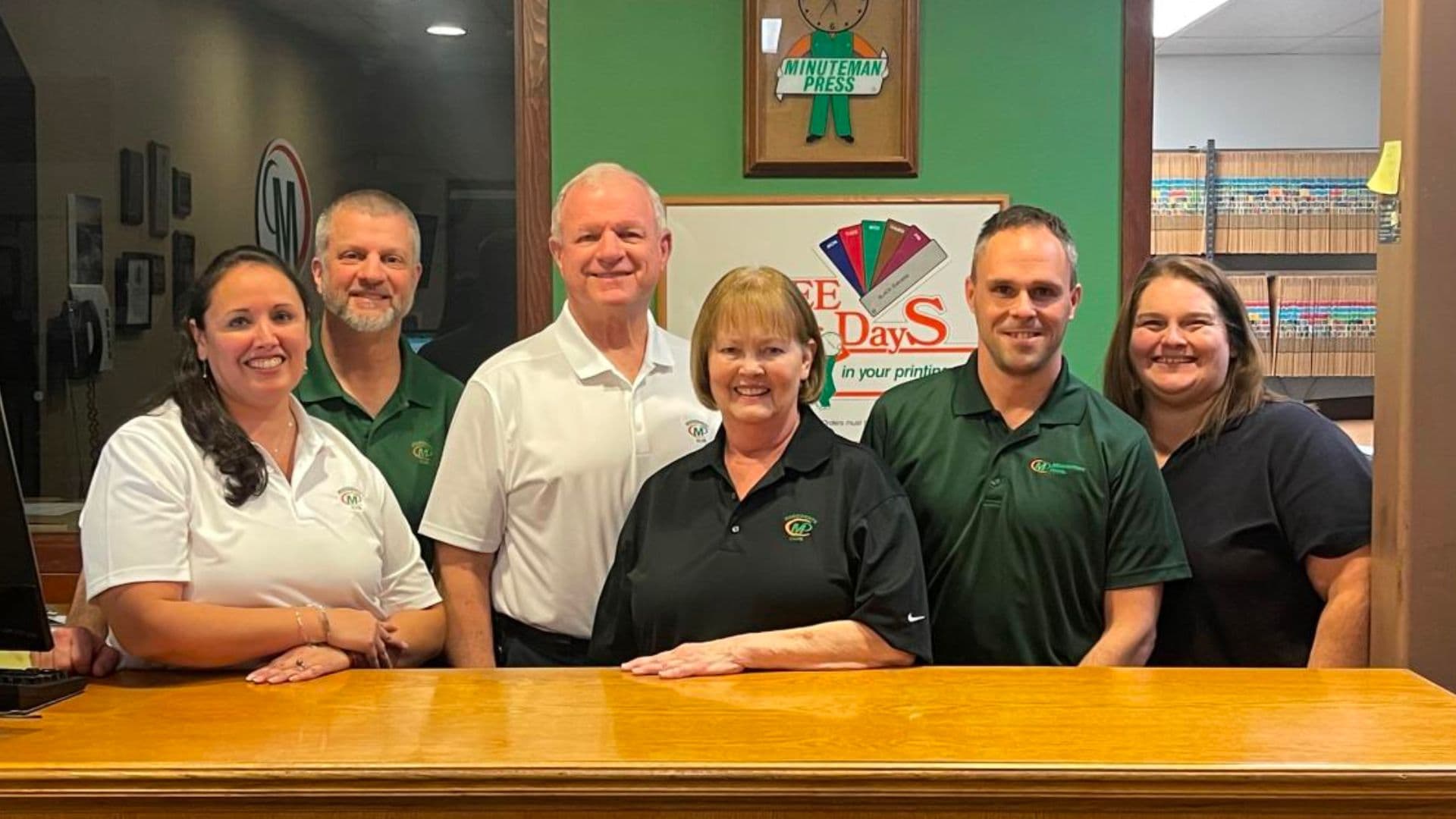 Minuteman Press Franchise Review: Bob Davidson Reflects on 35 Years in Tigard, Oregon and Transitions to Second-Generation Ownership