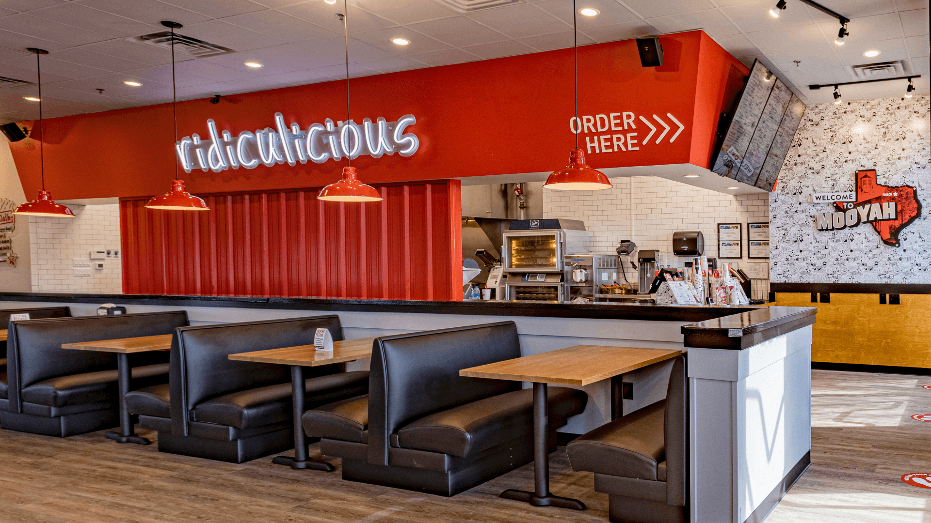 MOOYAH Burgers, Fries & Shakes’ Brand New Incentive Program Slashes Royalty Fees for New Franchise Owners