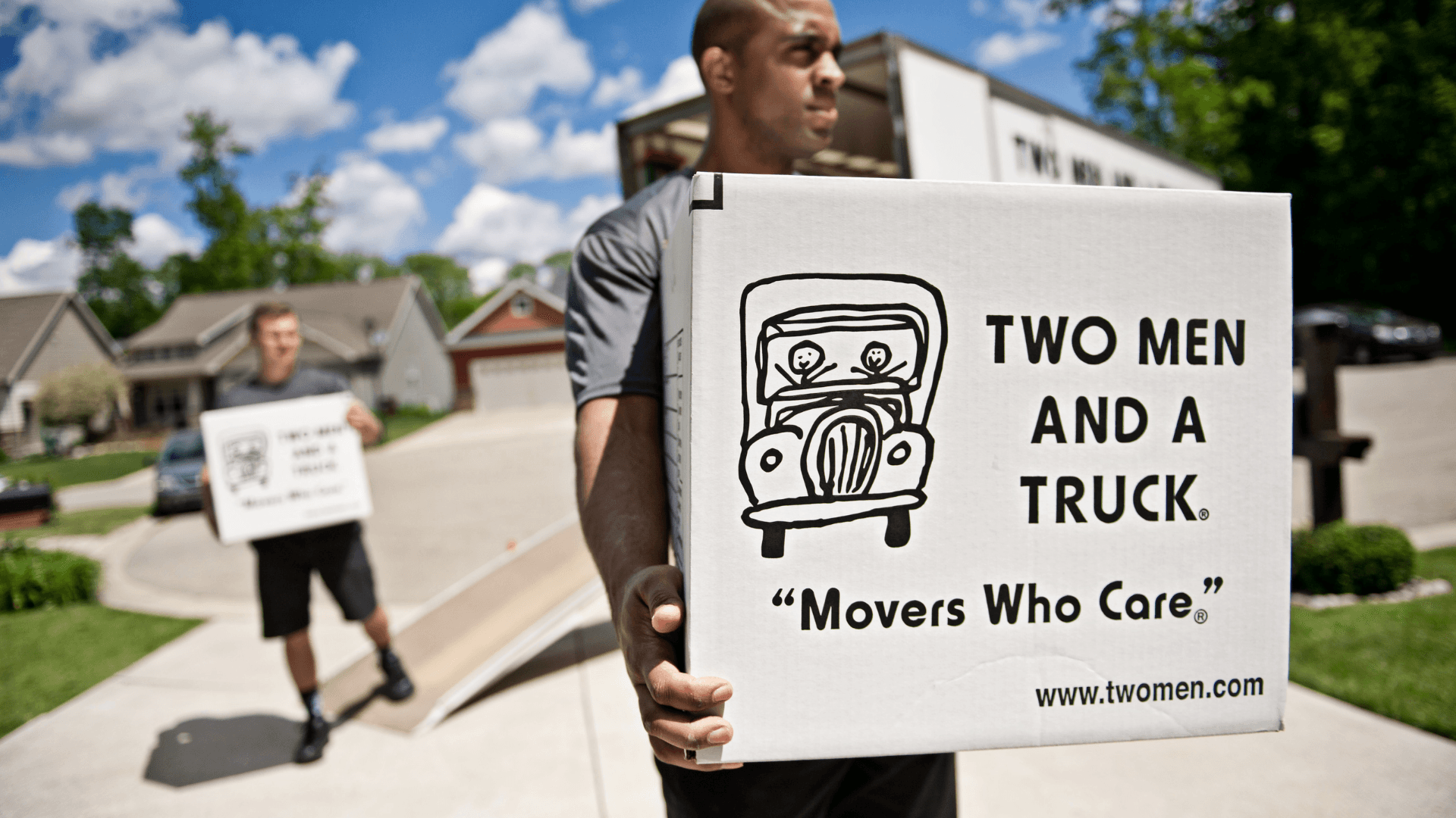 6 Ways to Feel Prepared and Succeed During the Busiest Moving Season of the Year