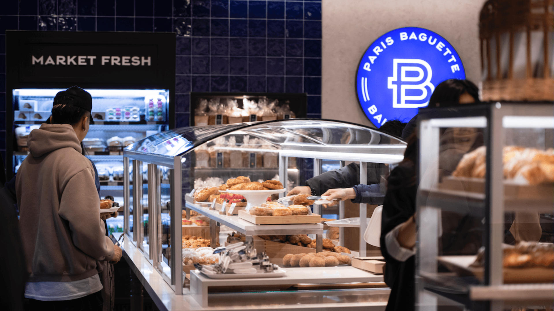 Why Now's the Time to Buy a Paris Baguette Franchise in Canada