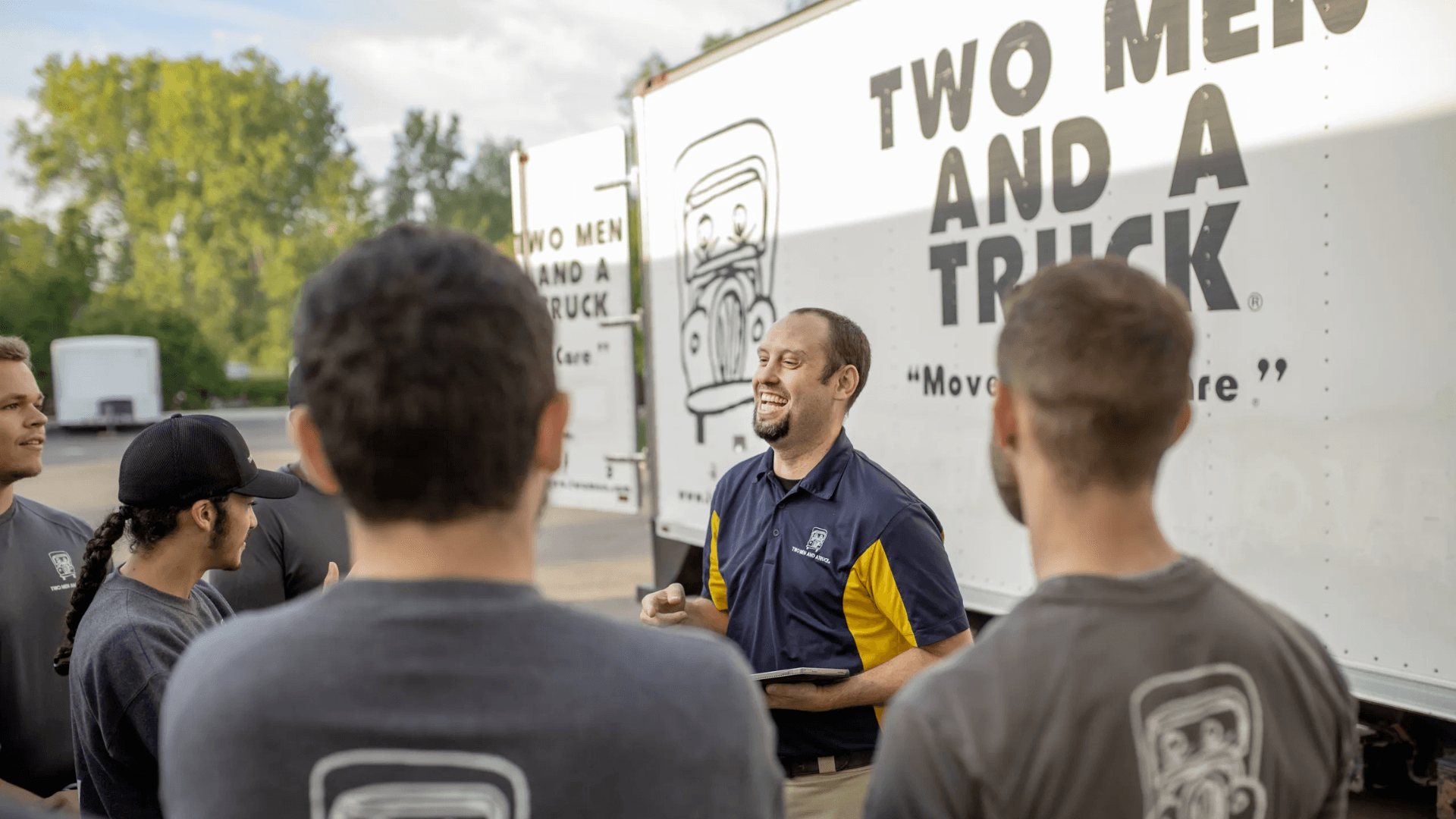 TWO MEN AND A TRUCK Supports Local Charities through Fall Cause Campaigns